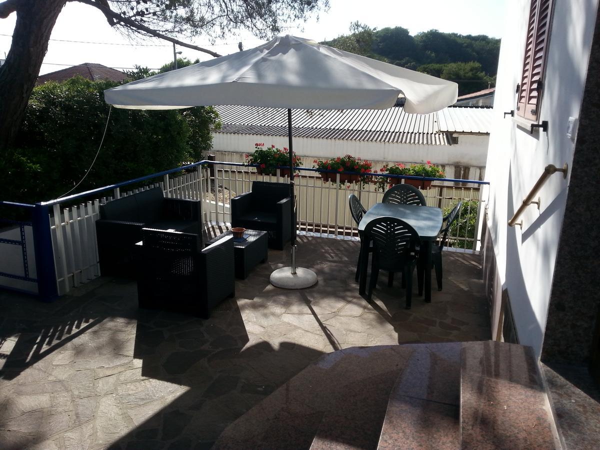 מינטורנו Appartamento In Villa Valentini, Fronte Mare, Giardino E Parcheggio Privato, Wifi, Dotato Di Tutti I Confort, Nel Golfo Di Gaeta מראה חיצוני תמונה